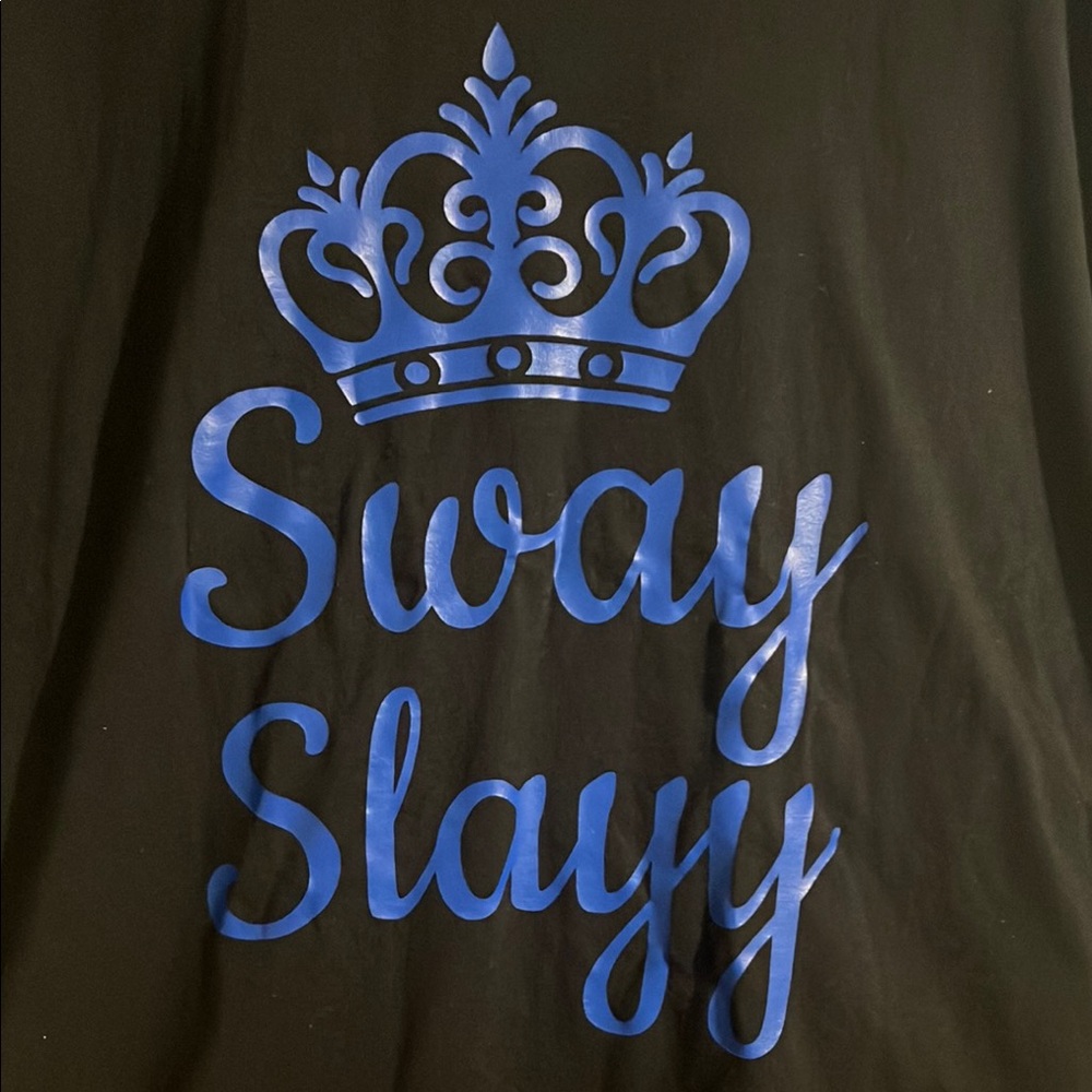 Black Tee Sway Slayy T shirt